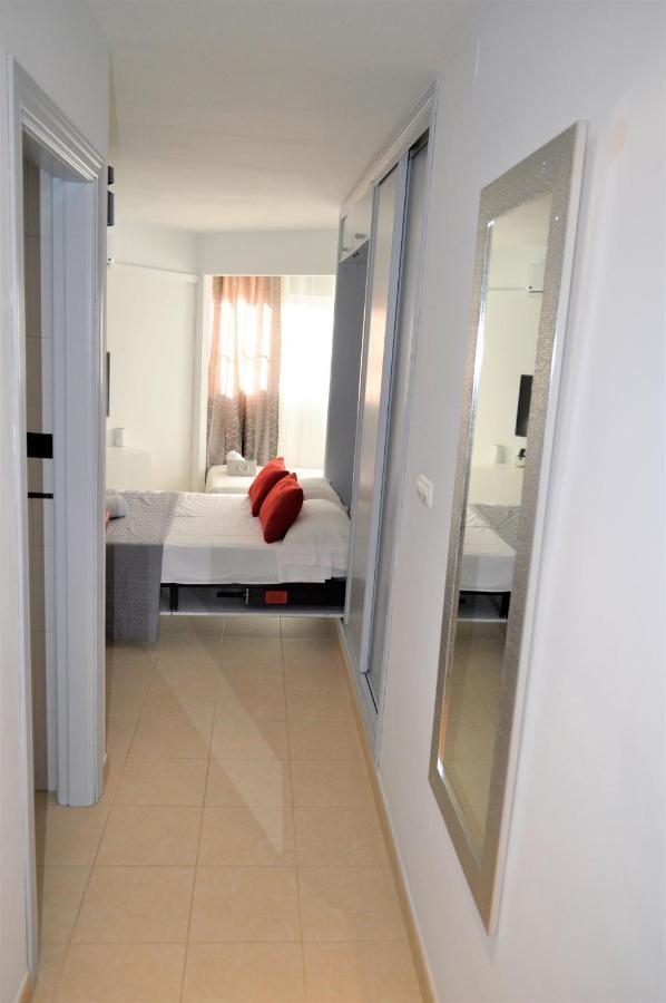 Studio In The Center Of Torremolinos Apartamento Exterior foto