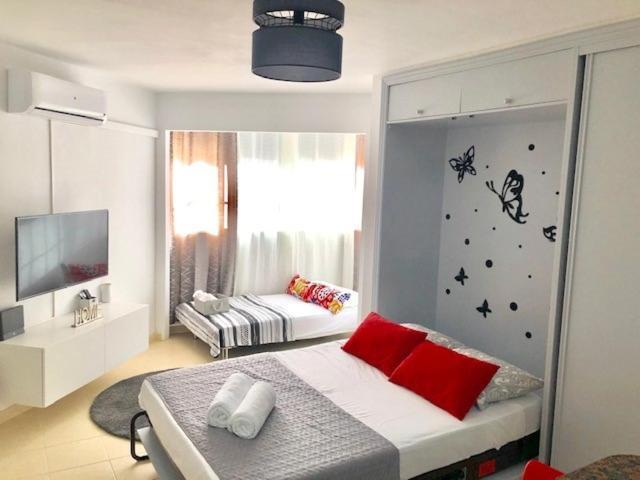Studio In The Center Of Torremolinos Apartamento Exterior foto